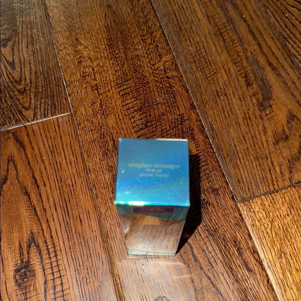 NWT Tarte Sea Glass Liquid Eyeshadow in Dazzling Gold Size Net 100 ML